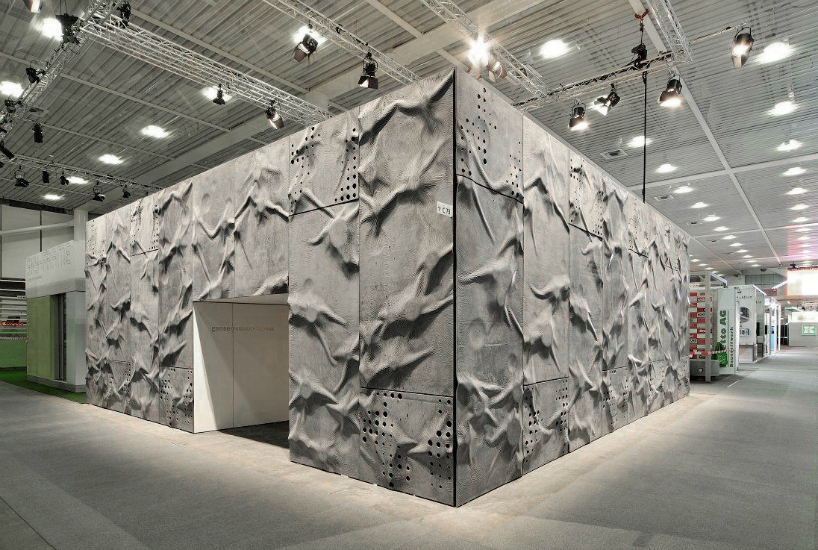 Tấm Bê Tông Hiệu Ứng Giấy Vò (Crumpled Paper Concrete Panels) 
